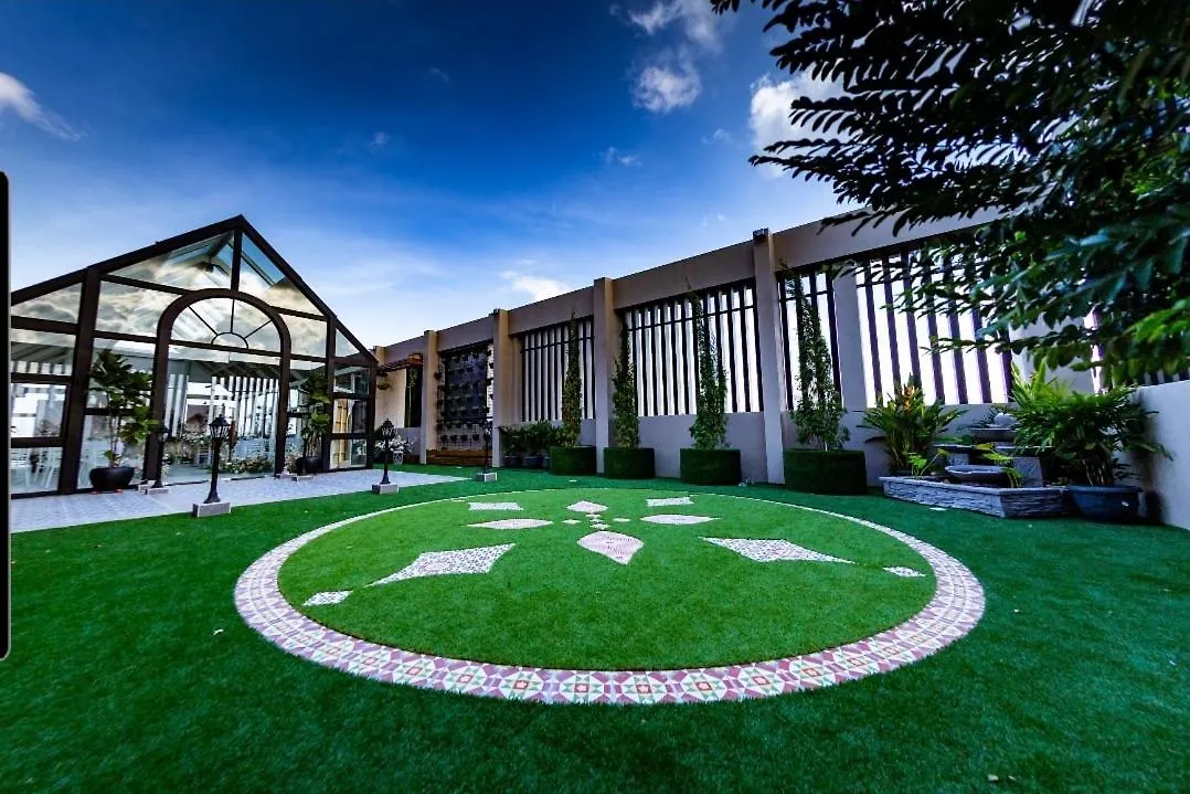Hotel D Elegance Grand Bandar Seri Alam Masai